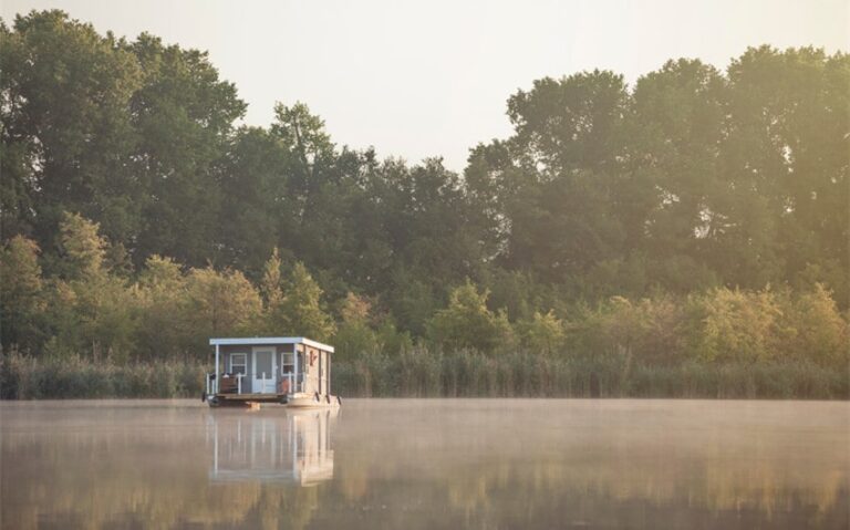 funny houseboat names